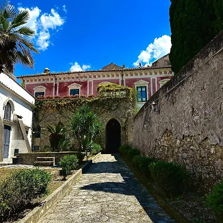 Simona House Dom wakacyjny *